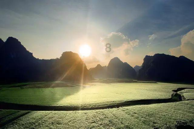 年轻人生育意愿低，是对家庭孩子负责还是自私？游戏画面