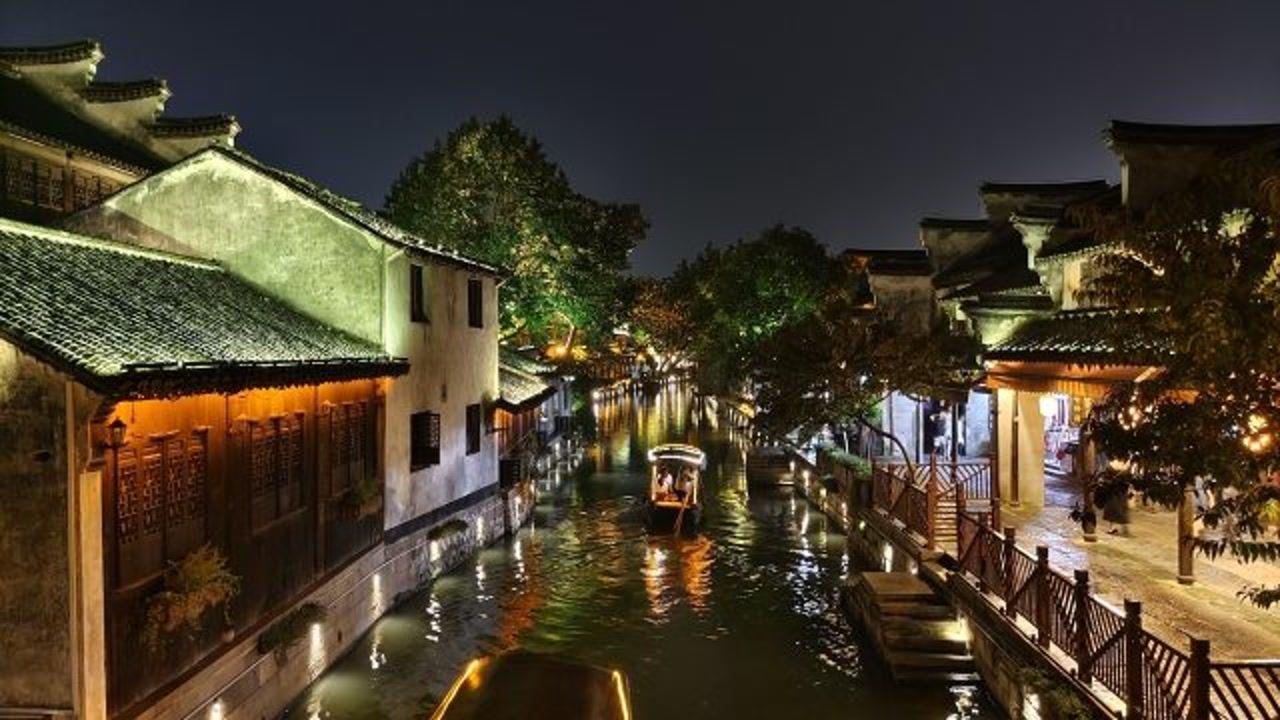 同样作为江苏最强城市，南京和苏州哪个发展比较好？游戏画面